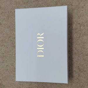 DIOR rectangle box (only) with tissues